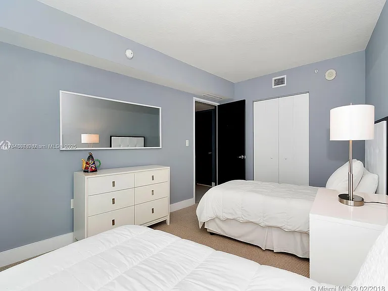 250 Sunny Isles Blvd #31403 — Photo 16