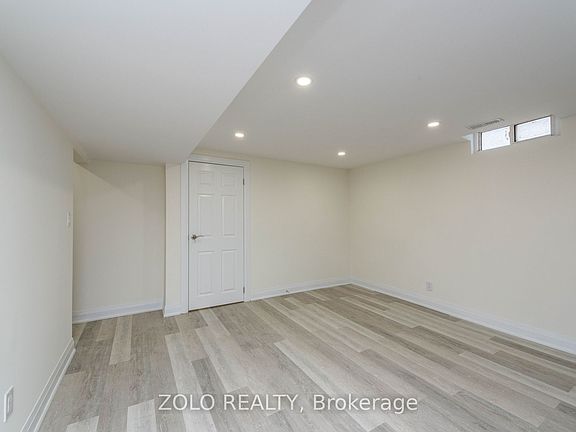 5th image of 10 Blackwell Ave