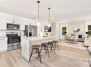 9641 Misenheimer Rd, Charlotte, NC 28215