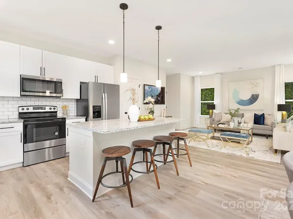 2622 Mason Mill Pl, Charlotte, NC 28273