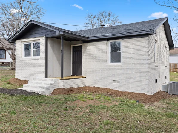 15 Lermann Dr, Greenville, SC 29605