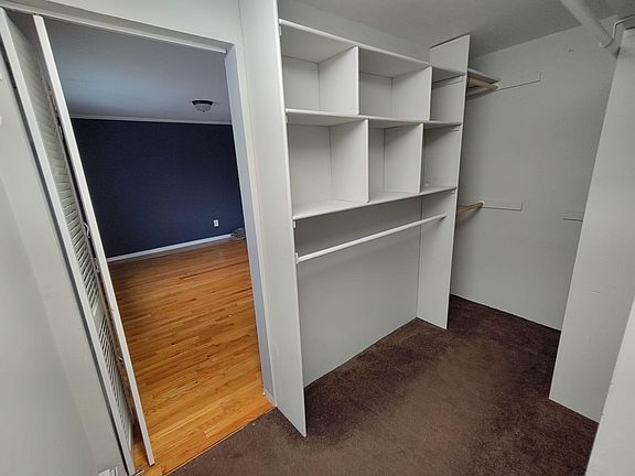 5th image of 143 West Ave