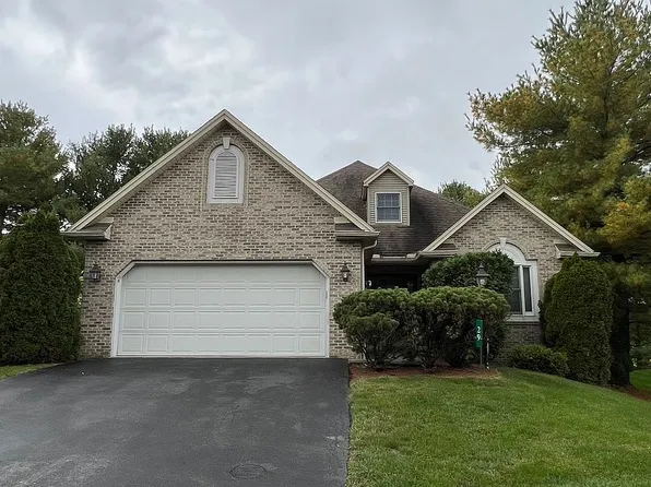 29 Kitszell Dr, Carlisle, PA 17015