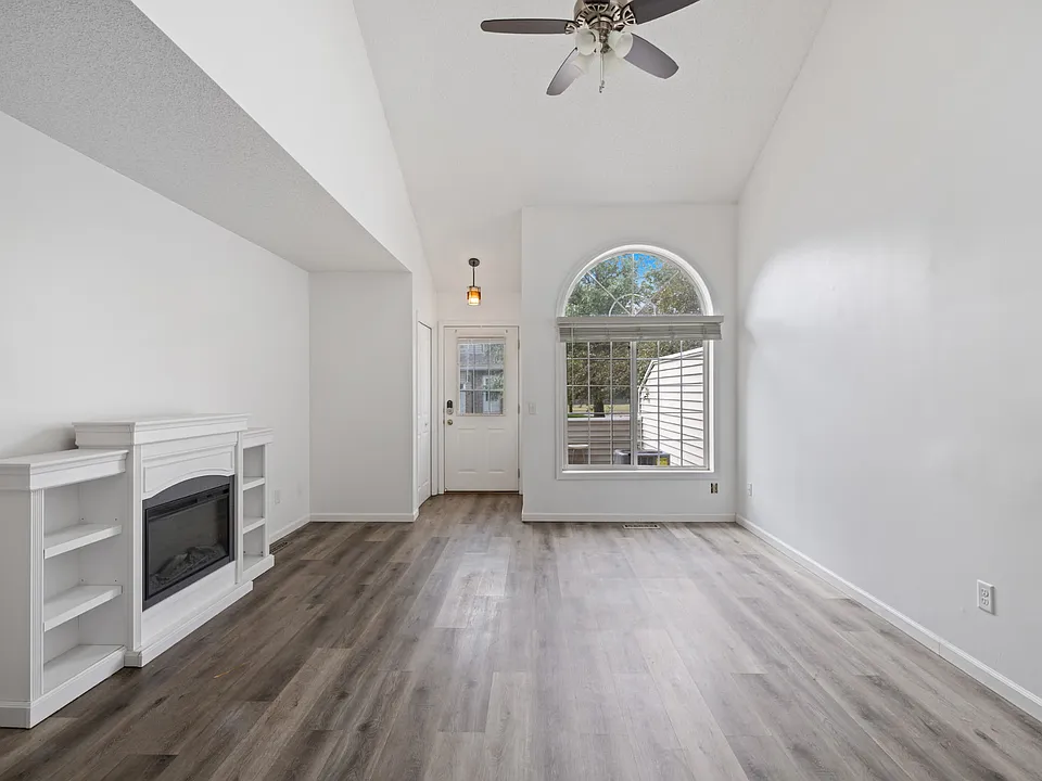 13141 Gable Ln