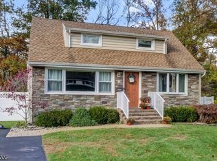 31 Brook Rd, New Providence, NJ 07974
