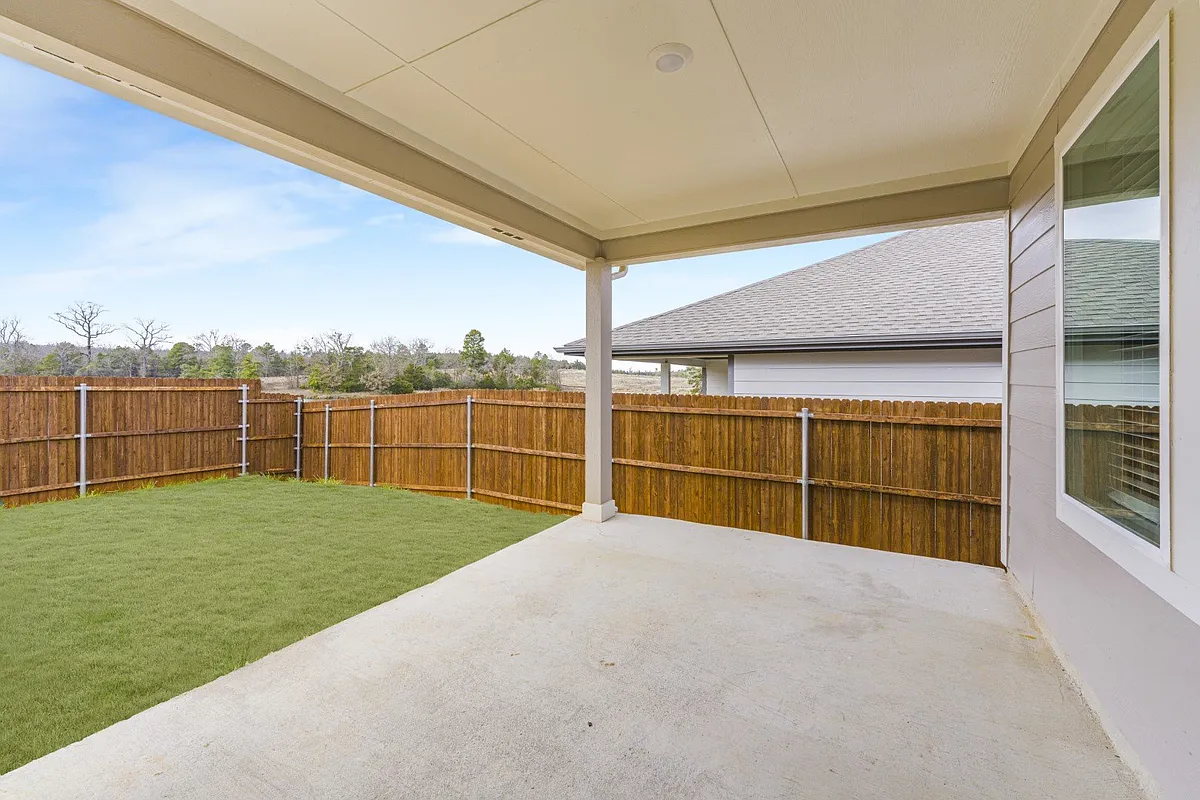 Building Photo - 1547 Brooke Dr