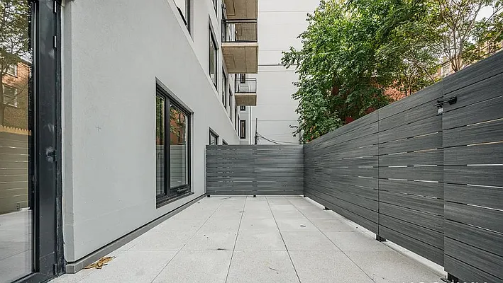 Rented by Dalan Rentals | media 30