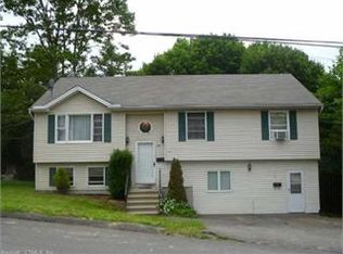 105 Dracut Ave, Waterbury, CT 06704