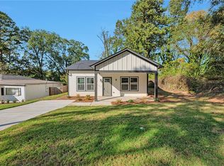 2698 Mango Cir NW, Atlanta, GA 30318