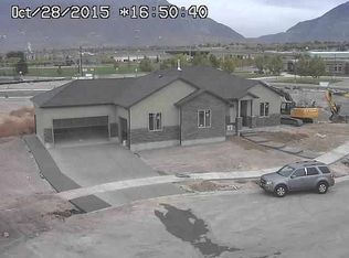 563 E Parker Pl, Vineyard, UT 84059