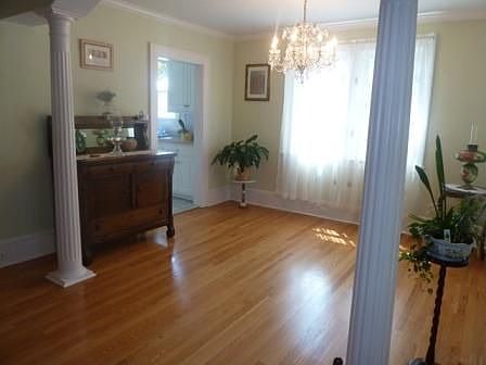 2nd image of 362 Pell Ave