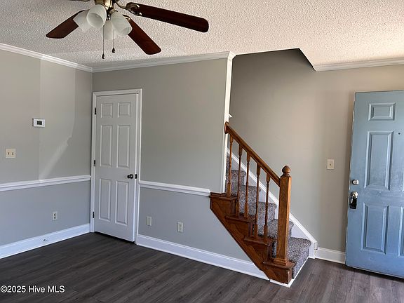 4th image of 1103 Grovemont Dr APT B5