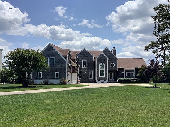 4th image of 23924 Sunny Cove Ct