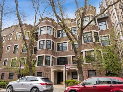 322 W Belden Ave APT 3W, Chicago, IL, 60614