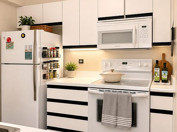 4th image of 233 S 6th St APT 303A