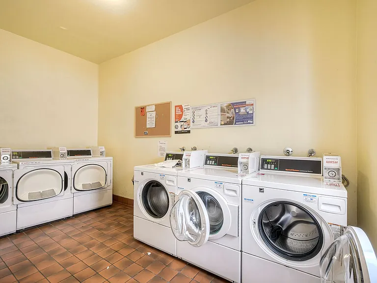 8328 Regents Rd #3E — Photo 30