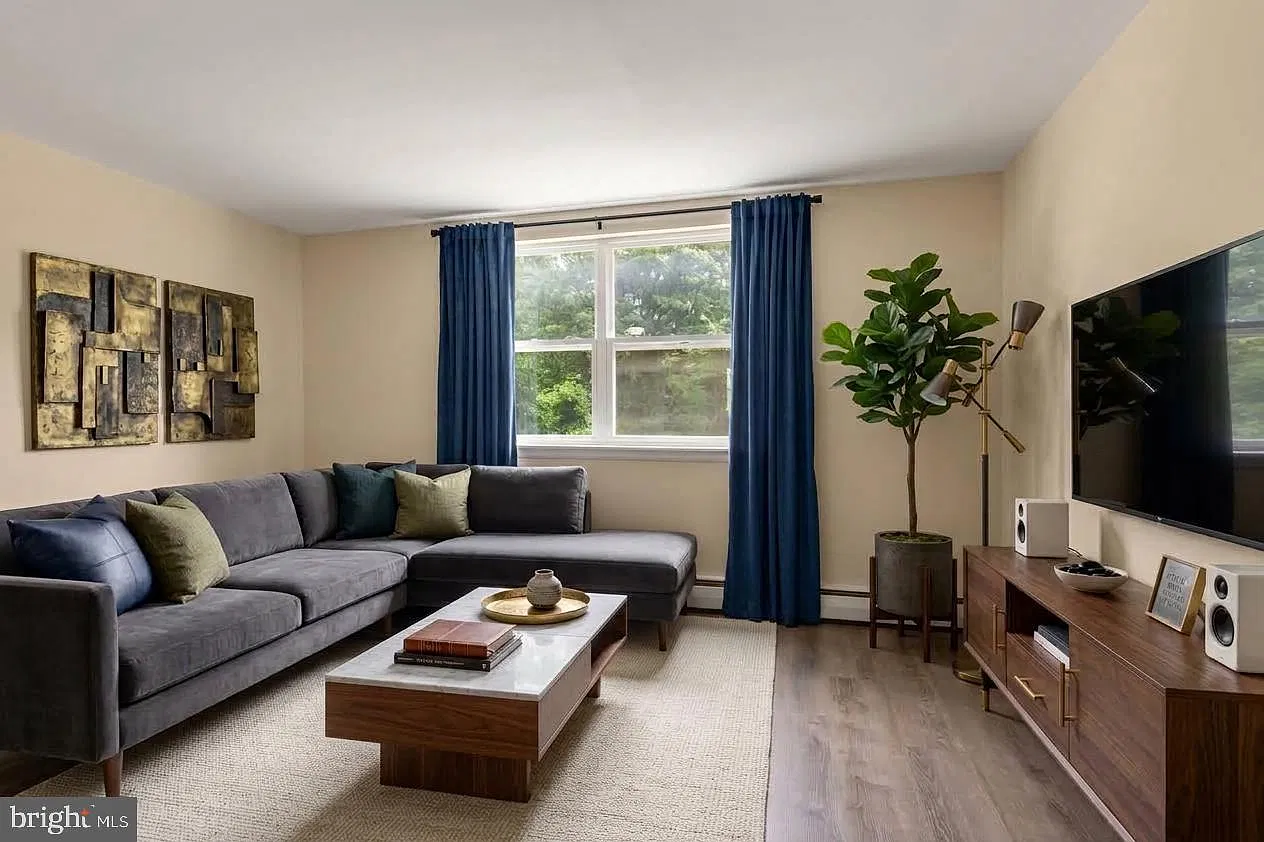 2 bed, 1.0 bath, 800 sqft, $1,395 — Photo 1