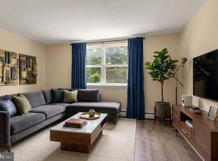 5990 Henry Ave APT 4, Philadelphia, PA 19128
