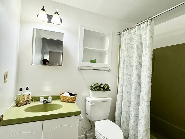 22 Meadowlark Dr #2 — Photo 7