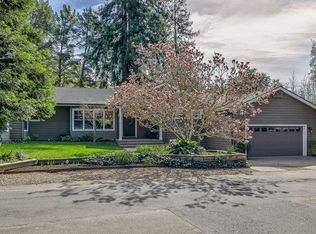 23 Woodland Rd, Orinda, CA 94563