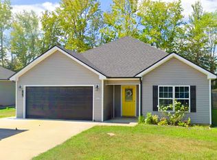 1616 Parkside Dr, Clarksville, TN 37042