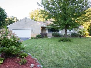 2236 Langdon Ln, Mound, MN 55364