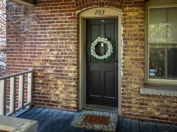 384 Mulberry St APT 203, Memphis, TN 38103