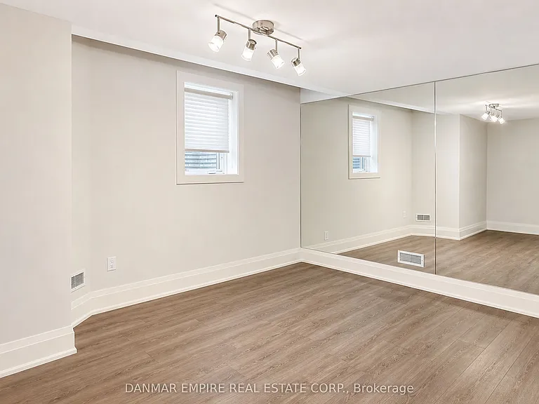2193 Grayson Grn — Photo 44