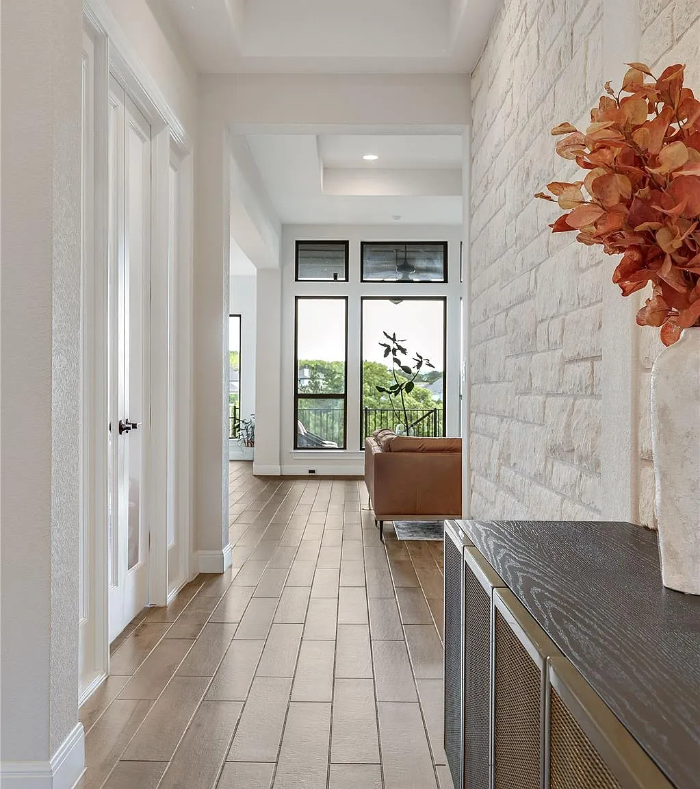 4 bed, 3.5 bath, 2622 sqft, $3,600 — Photo 2