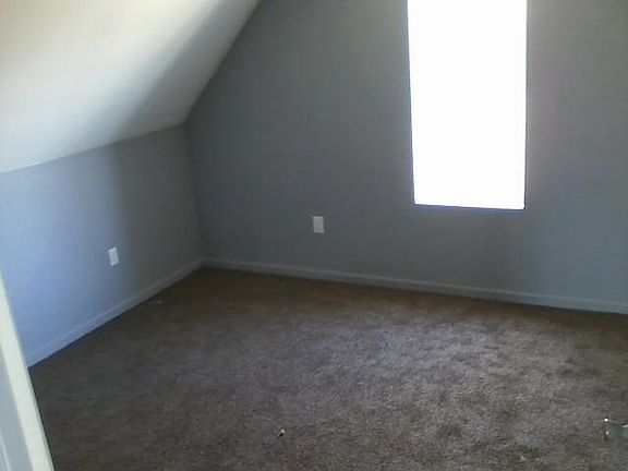 2nd image of 326 1/2 W 9th St
