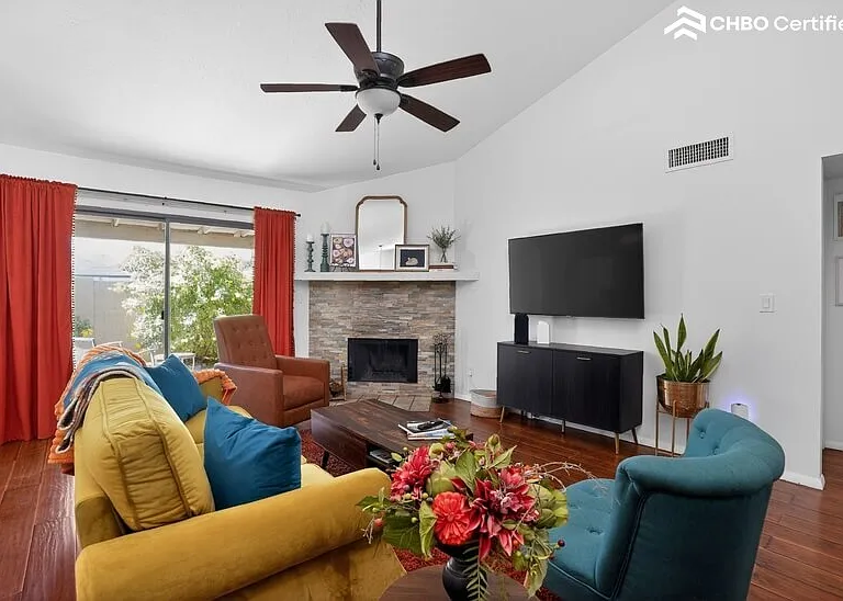 Furnished Home rental in Phoenix, AZ