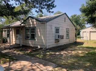 4549 S Cedardale Ave, Wichita, KS 67216