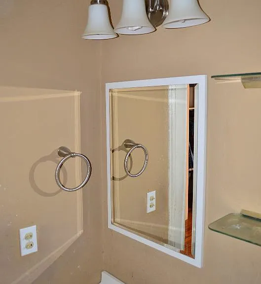 1511 Easley Bridge Rd — Photo 7