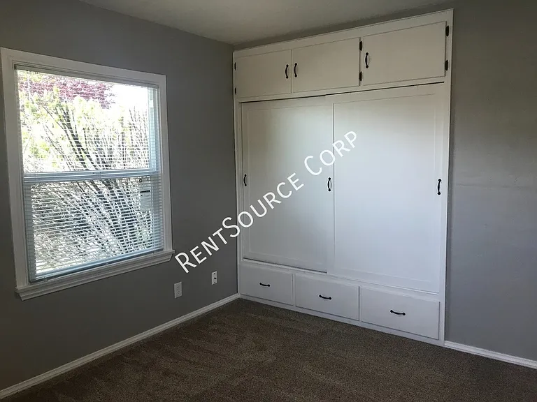44644 20th St W — Photo 15