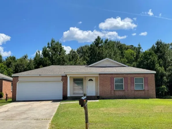 1912 Twin Pine Dr, Pearl, MS 39208