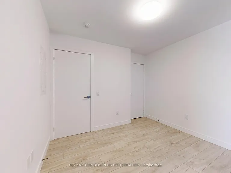 170 Clonmore Dr #5 — Photo 19