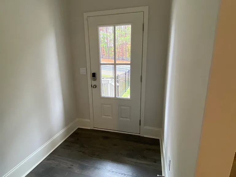 213 Vista Ln #4 — Photo 9
