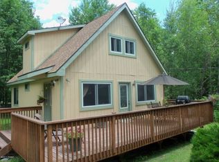 2212 Highpoint Dr, Lake Ariel, PA 18436