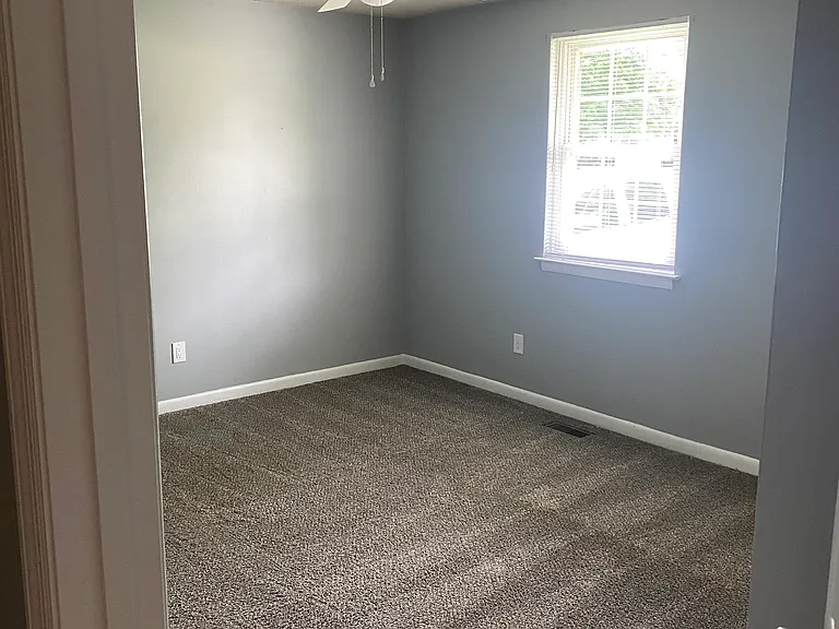 7030 Old Nashville Hwy — Photo 10