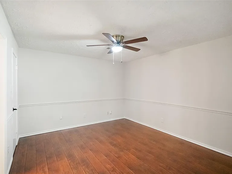 11111 Drakeland Dr — Photo 11