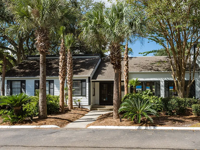 1054 Anna Knapp Blvd — Photo 9