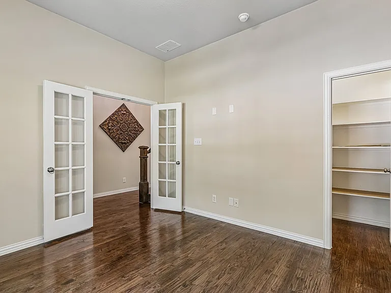 1828 Houghton Dr — Photo 19