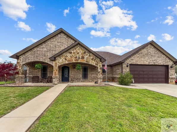 44 Red Springs Rd, Texarkana, TX 75501