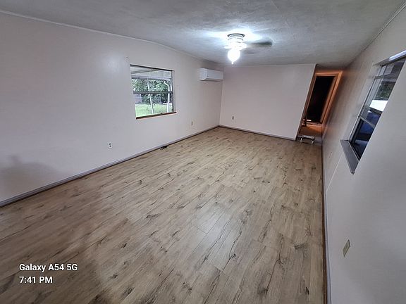 5th image of 16260 SE 58th Pl