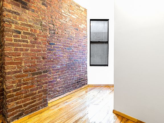 5th image of 259 Bleecker St #34