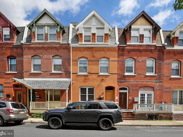 4435 Sansom St #1 — Photo 17