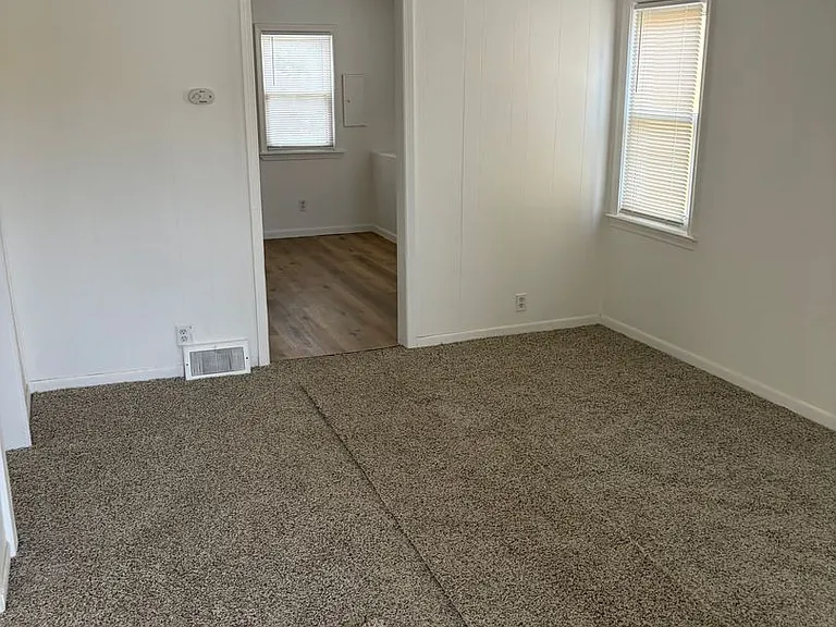 25745 Princeton St — Photo 3