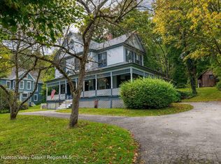 123 Vineyard Ave, Lloyd, NY 12528