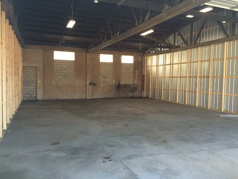 801 E Main St #16-13-14 — Photo 2