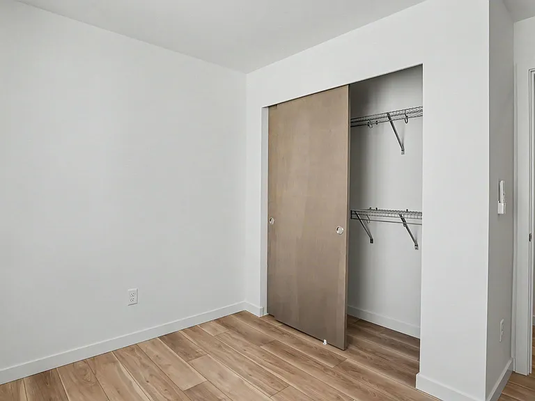 5567 23rd Ave S — Photo 16